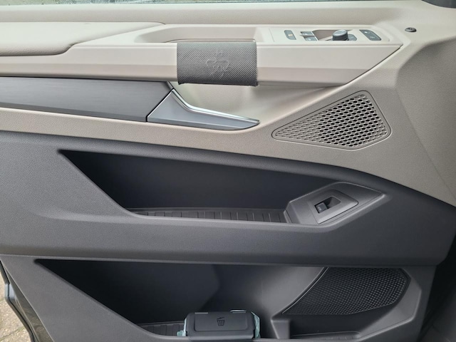 Volkswagen Multivan 2.0 TDI Life T7