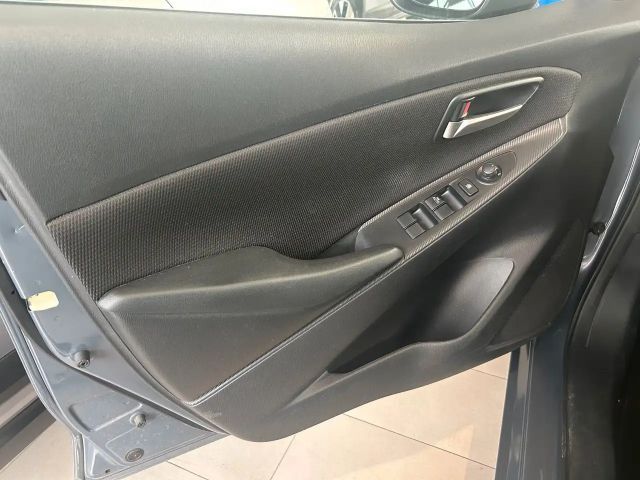 Mazda 2 Exclusive-line