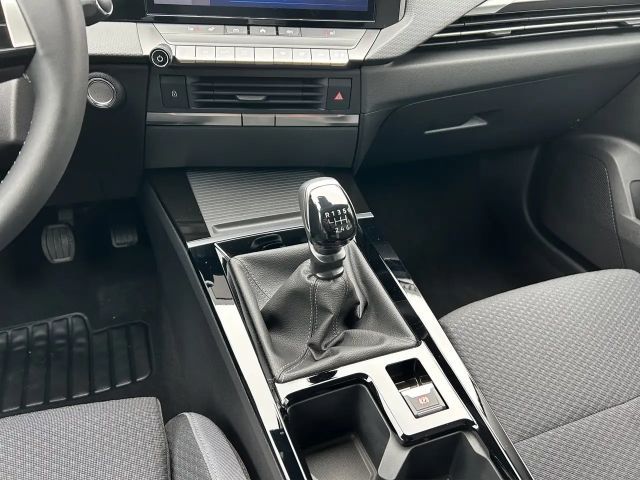 Opel Astra 1.2 Turbo Enjoy Turbo