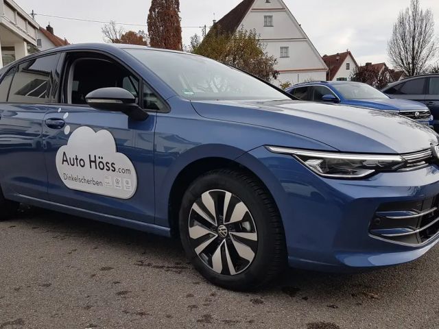 Volkswagen Golf 1.5 eTSI DSG
