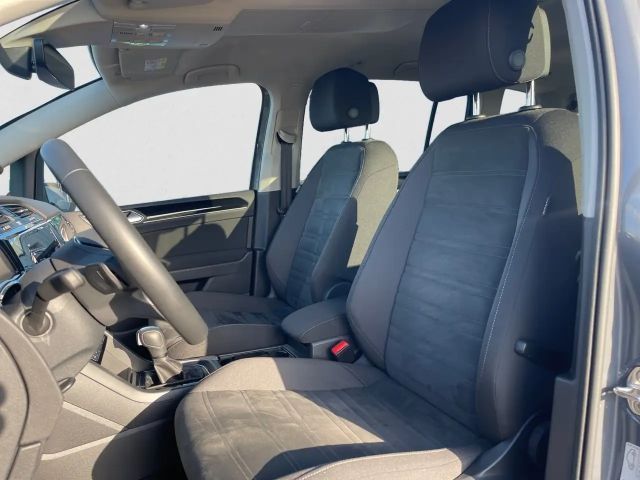 Volkswagen Touran DSG Highline R-Line