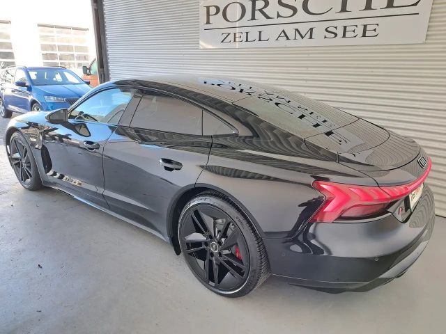 Audi e-tron GT Audi S e-tron GT