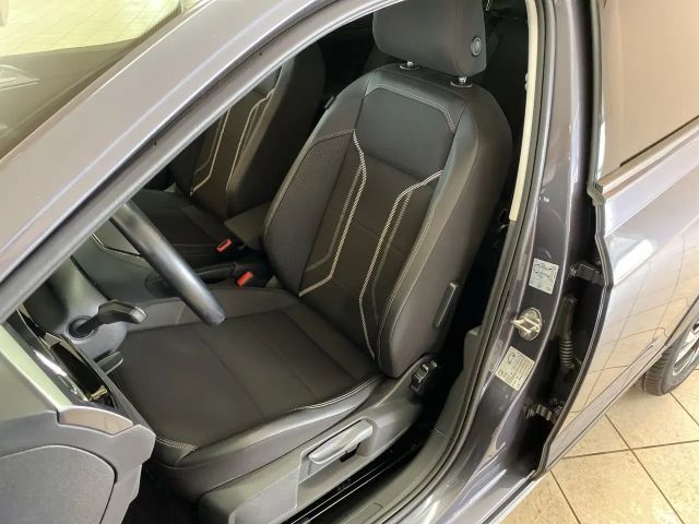 Volkswagen Taigo 1.0 TSI BMT Style