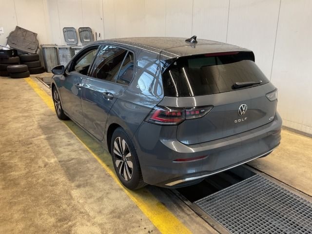 Volkswagen Golf 1.5 eTSI DSG Golf VIII
