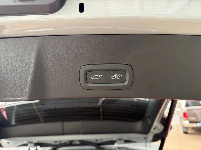 Volvo XC40 Dark Plus