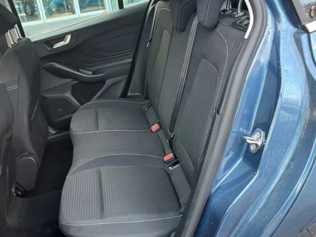 Ford Focus Titanium Wagon