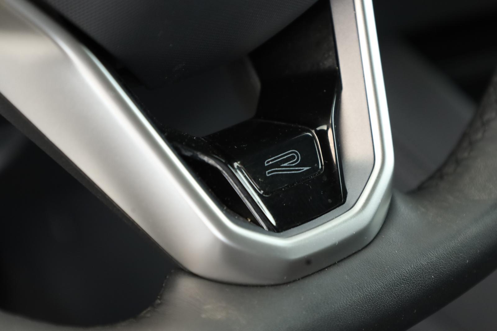 Volkswagen Tiguan 2.0 TSI DSG IQ.Drive R-Line