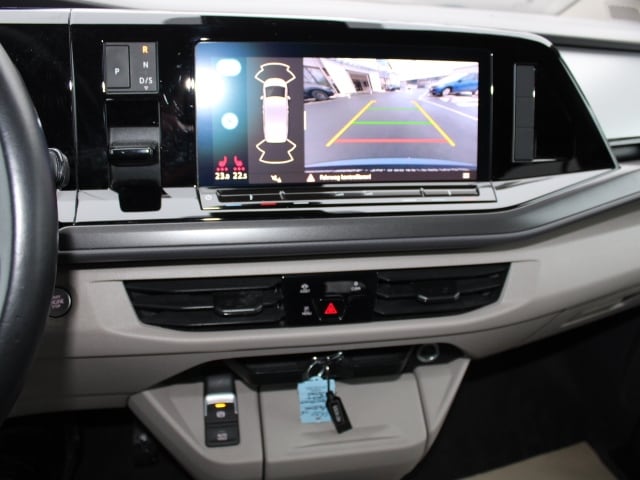 Volkswagen Multivan 2.0 TDI DSG Lang T7