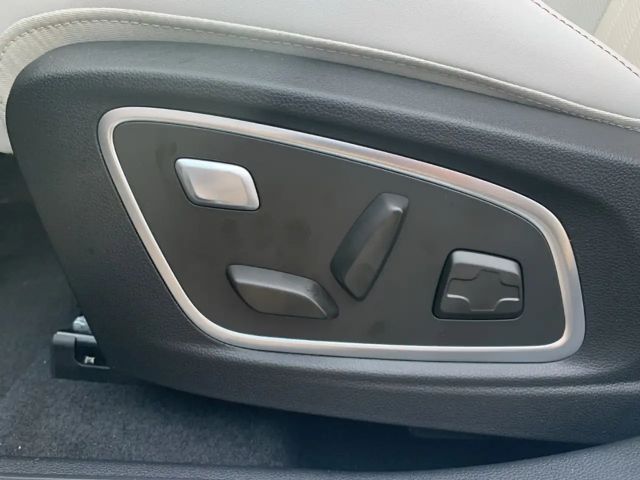 Renault Espace Hybrid Iconic