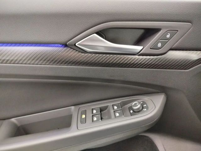 Volkswagen Golf 2.0 TSI DSG Golf VIII