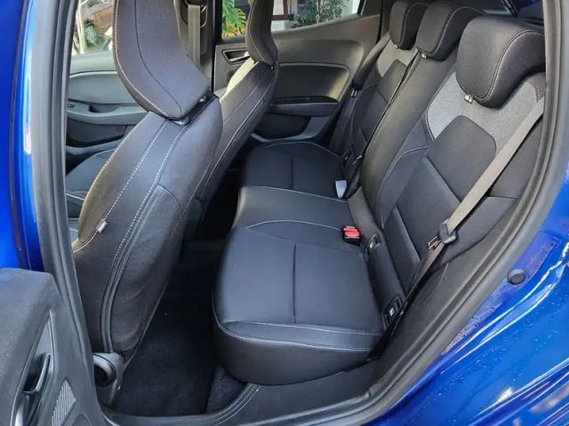 Mitsubishi Colt Plus