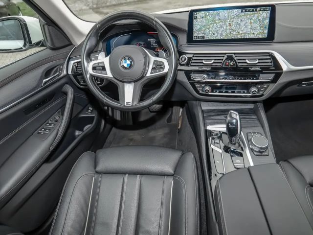 BMW 540 540d Luxury Line Touring xDrive