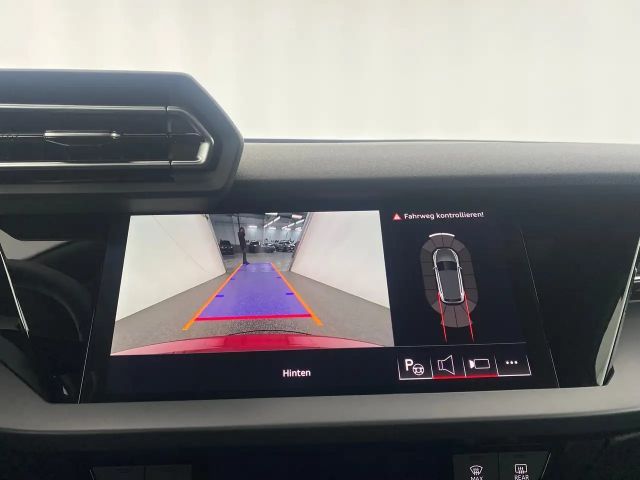 Audi A3 30 TFSI Sedan