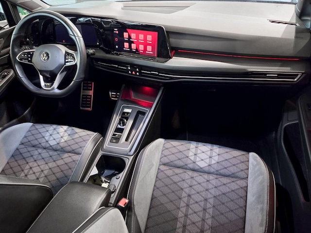 Volkswagen Golf 1.5 eTSI DSG Golf VIII R-Line