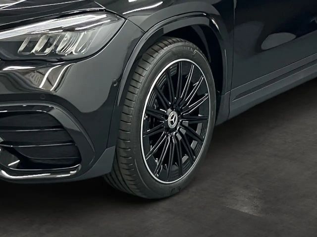 Mercedes-Benz GLA 250 4MATIC AMG Line