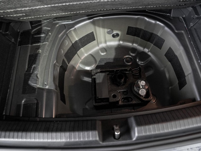 Volkswagen Polo 1.0 5-Gang Virtual LED PDC SHZ SoundSys