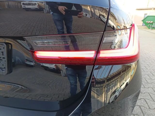 BMW 318 318i Touring