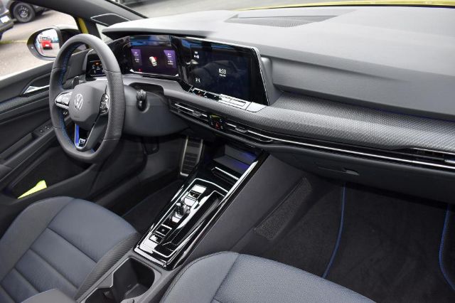 Volkswagen Golf 2.0 TSI DSG Golf VIII