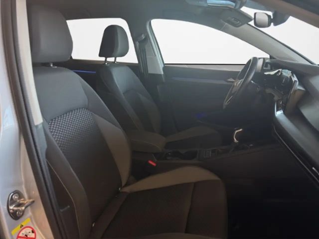 Volkswagen Golf 2.0 TDI Golf VIII Pro