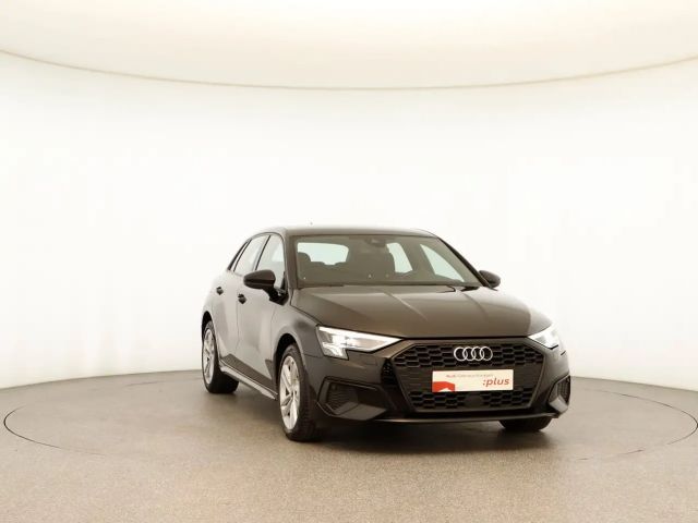 Audi A3 30 TDI Sedan