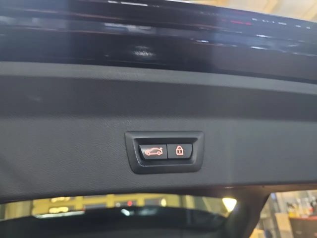 BMW X3 40d HeadUp*AHK*Panaoramadach*Harman/Kardon*Standhe