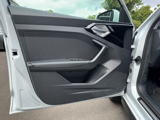 Audi A1 30 TFSI Allstreet