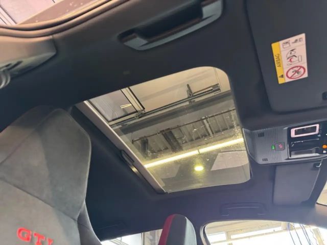 Volkswagen Golf 2.0 TSI GTI Golf VIII