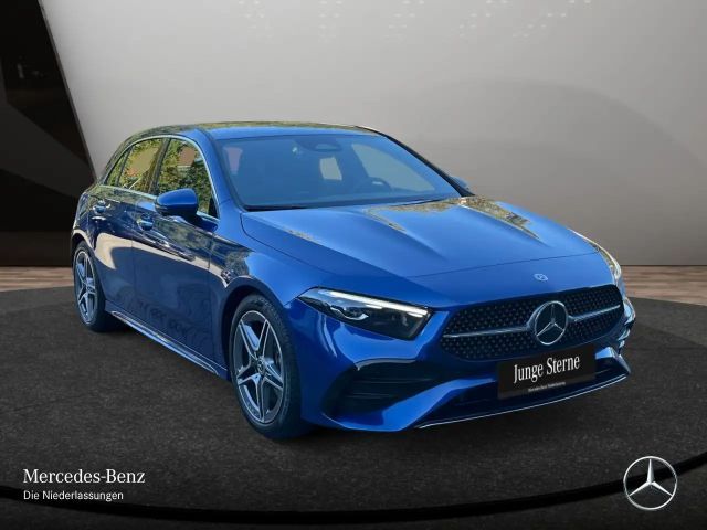 Mercedes-Benz A 250 4MATIC AMG Line