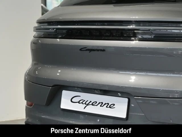 Porsche Cayenne Black Edition E-Hybrid