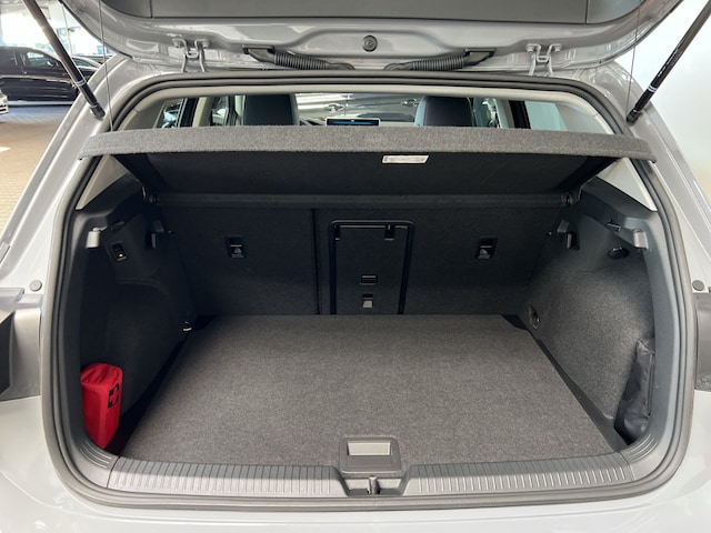 Volkswagen Golf 1.5 eTSI DSG