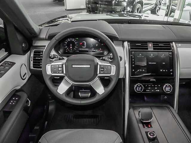 Land Rover Discovery D300 Dynamic SE