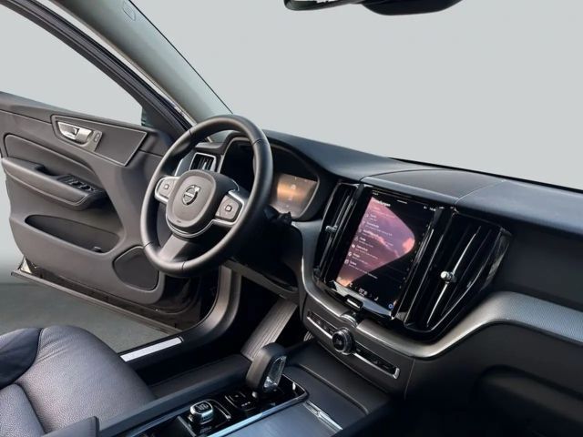 Volvo XC60 AWD Core