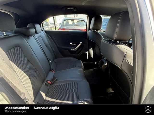 Mercedes-Benz A 180 Business Line Progressive