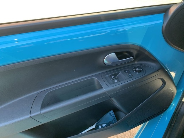 Volkswagen up! up! 1,0 (48KW) 65PS, MFL, RFK, GRA, PDC. SHZ