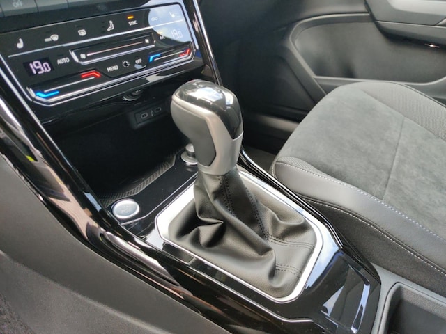 Volkswagen T-Roc R-Line 1.5 TSI DSG, AHK, IQ.Light, Navi, DCpro, Kamera, Assistenz