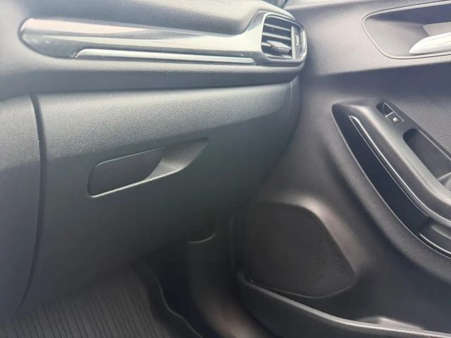 Ford Puma EcoBoost Titanium