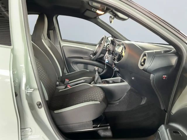 Toyota Aygo X Bi-Tone Hatchback