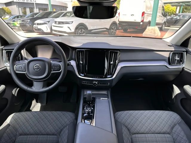 Volvo V60 Core