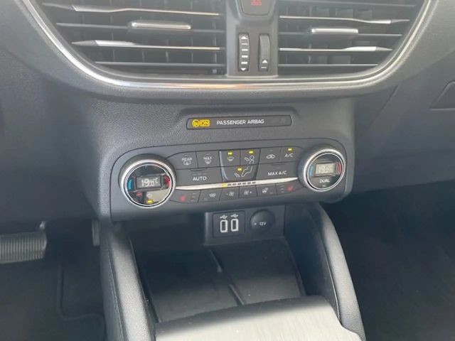 Ford Kuga Plug in Hybrid Titanium X