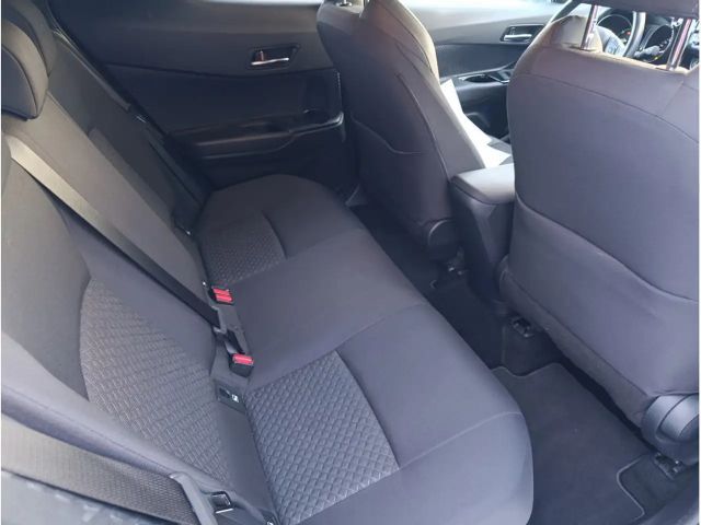 Toyota C-HR Hybride Team D