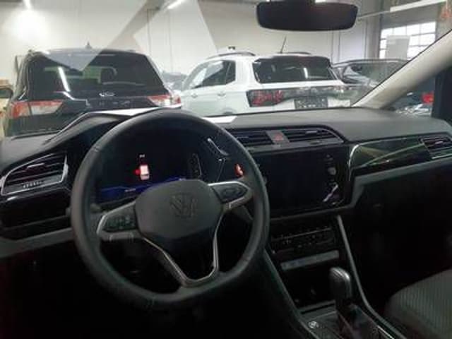 Volkswagen Touran 1.5 TSI DSG R-Line