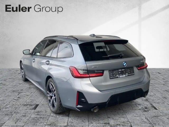 BMW 330 330e M-Sport xDrive