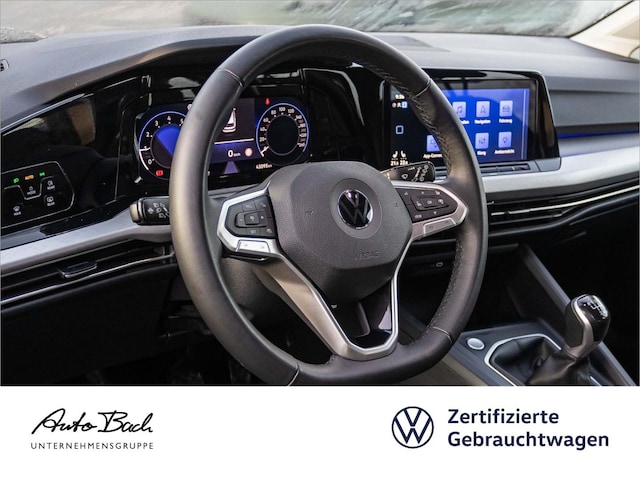 Volkswagen Golf 1.0 TSI Life Variant