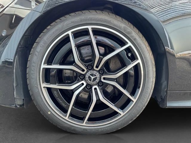 Mercedes-Benz E 200 AMG Line Cabriolet