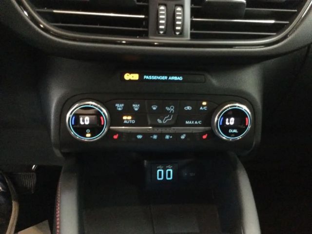 Ford Kuga Plug in Hybrid ST Line X