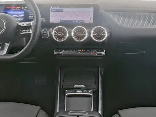 Mercedes-Benz EQA 300 4MATIC