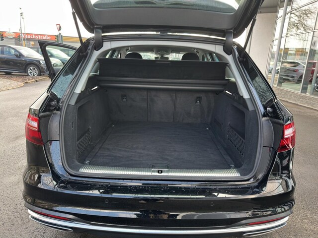 Audi A4 35 TFSI Avant S-Tronic
