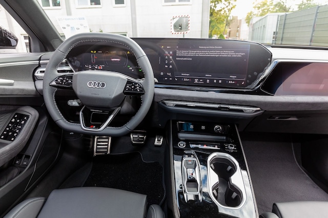 Audi A6 Hybride Quattro S-Tronic Sedan