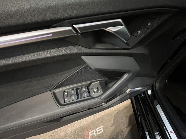 Audi RS3 Quattro S-Tronic Sedan