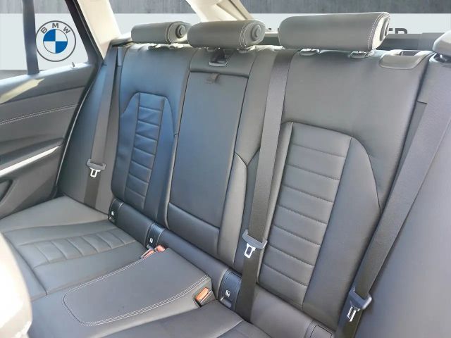 BMW 320 320d Sport Line Touring xDrive